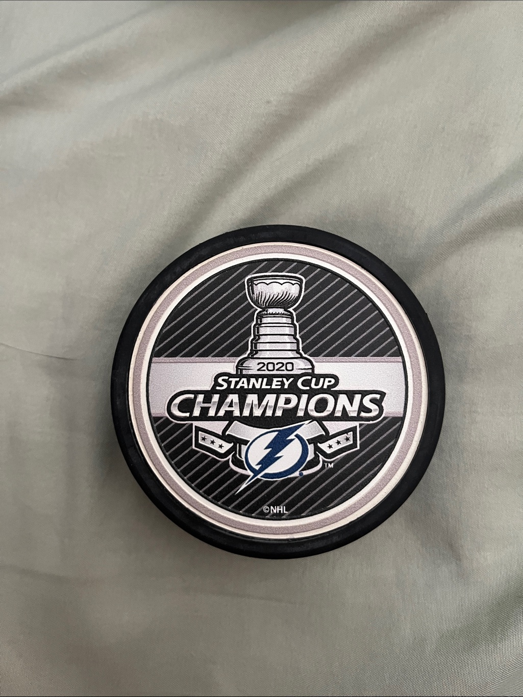 Tbl Champions Hockey Puck